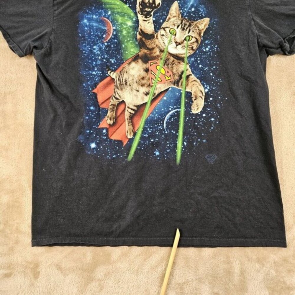 Superman Super Cat Green Laser Beam In Space T-shirt Men's Size XL Black Tee - Picture 7 of 10